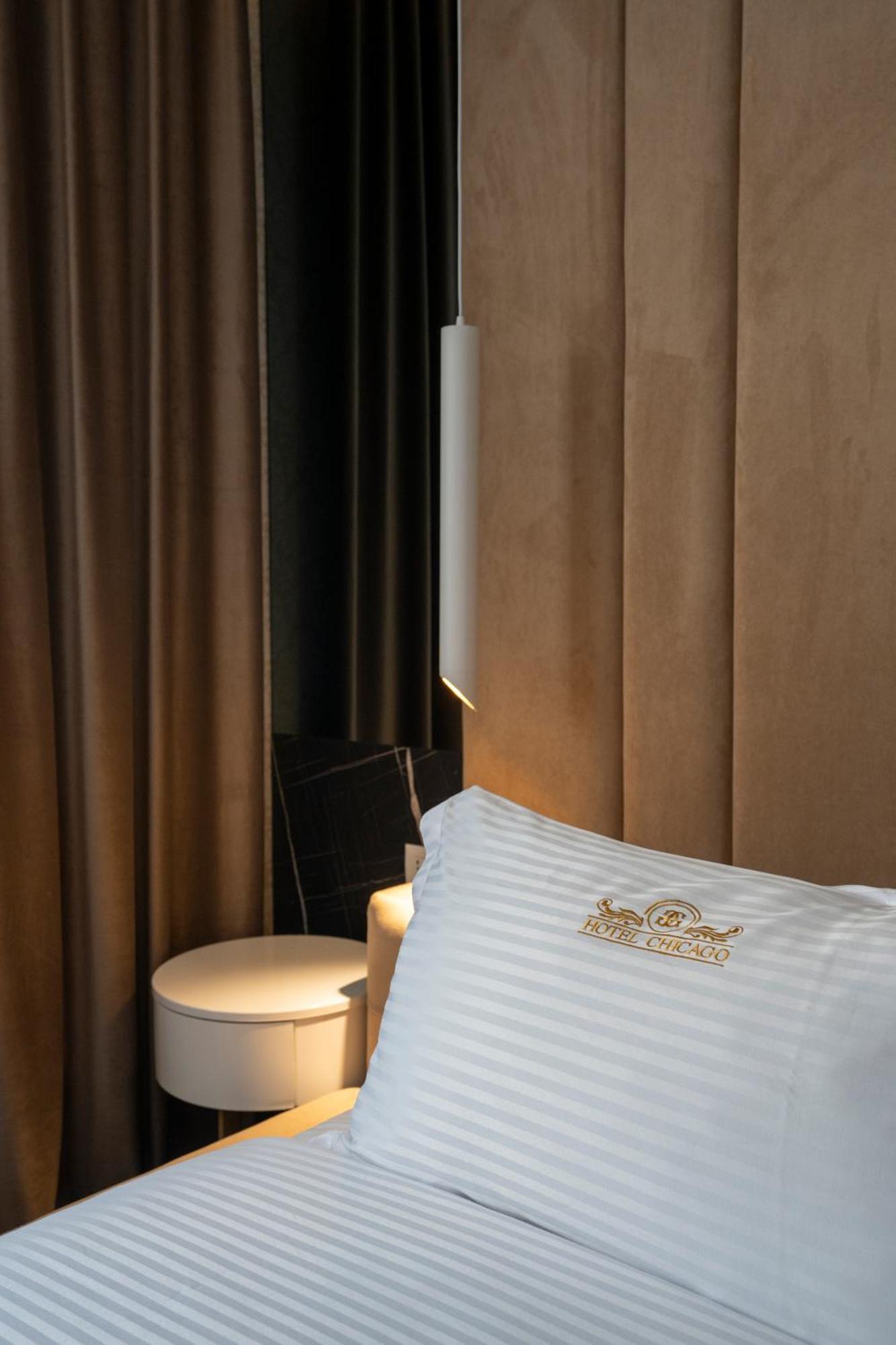 Hotel Chicago Shkodër エクステリア 写真